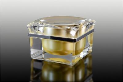 Akrylový kelímek 15ml krychlový zlatý - 2